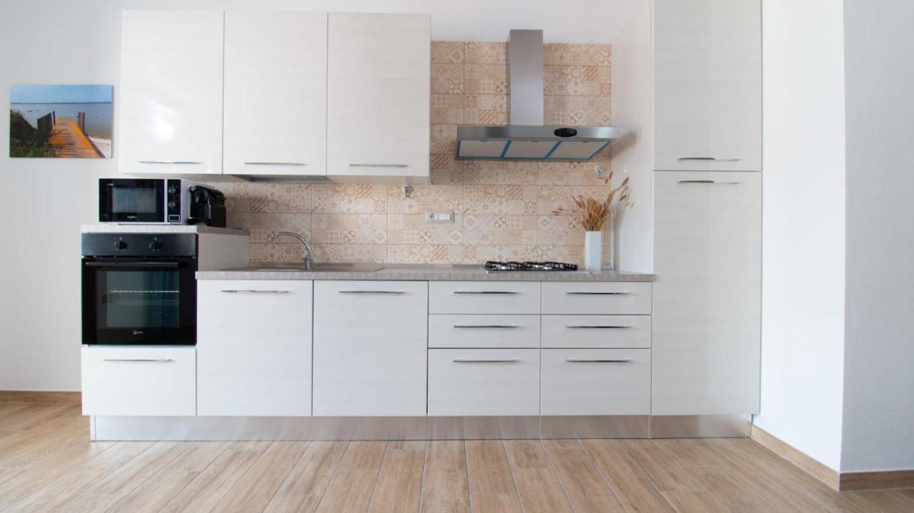 Il Guardiano Del Faro Apartment Cabras Bagian luar foto