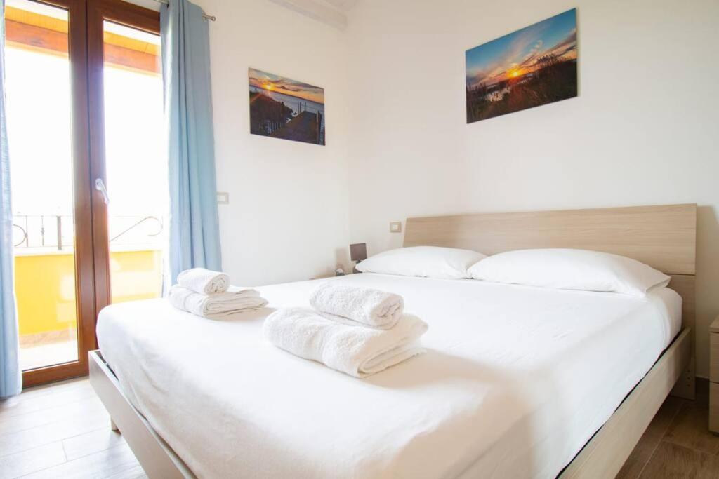 Il Guardiano Del Faro Apartment Cabras Bagian luar foto